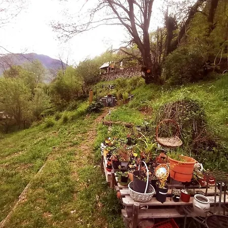 بيت للعطل Pays De L'ours Pyrenees Calme De La Montagne Et Nature, Randonnee, Espagne A 10 Minuts *